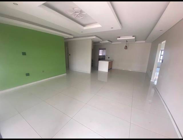 4 BEDROOM HOUSE FOR SALE IN AERORAND